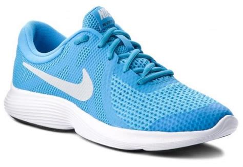 Nike Revolution 4: Product review 